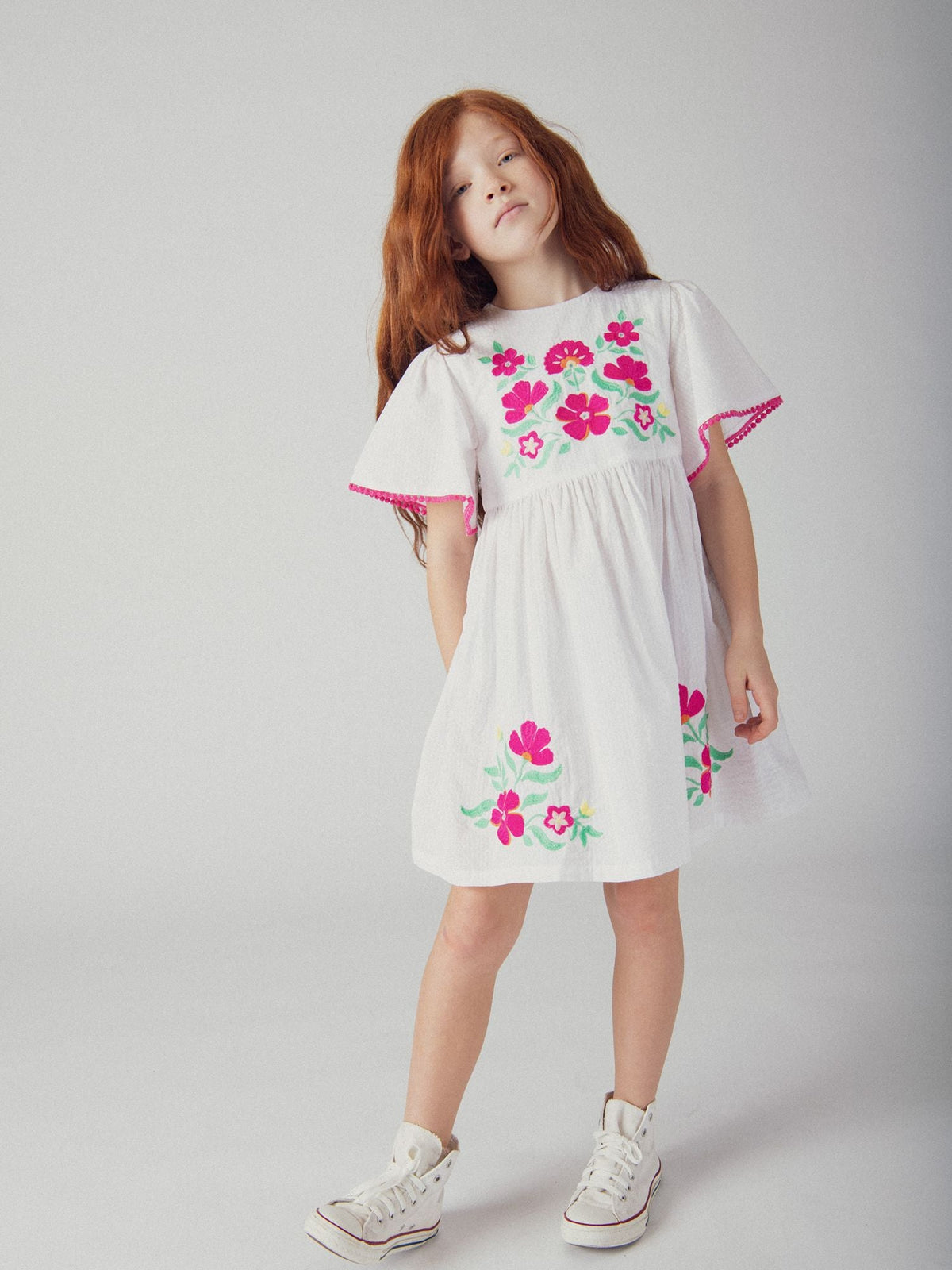 Robe blanche à broderies florales pour fille - 2